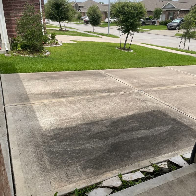 Driveway Transformation - H2O Prime Pressure Washing